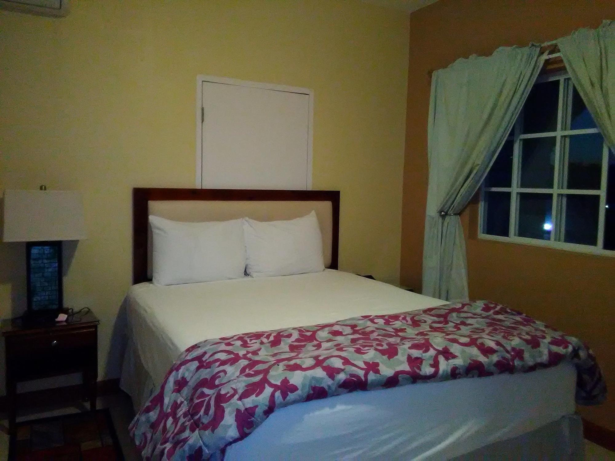 Glistening Waters Hotel Falmouth Εξωτερικό φωτογραφία