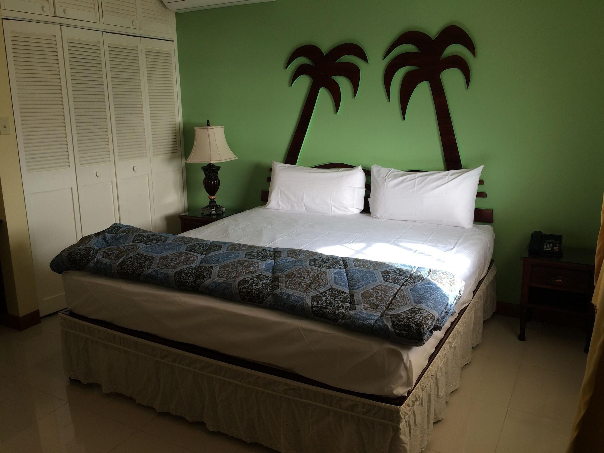 Glistening Waters Hotel Falmouth Εξωτερικό φωτογραφία